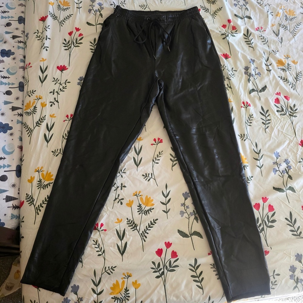 Saints 21 Black Faux Leather Joggers Drawstring High Waist Pants Womens Small